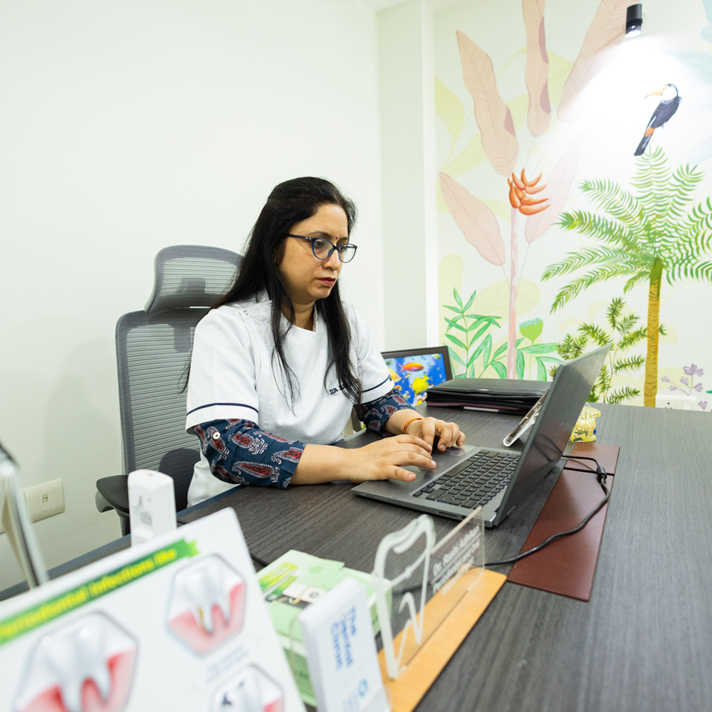 dental clinic in nirman vihar